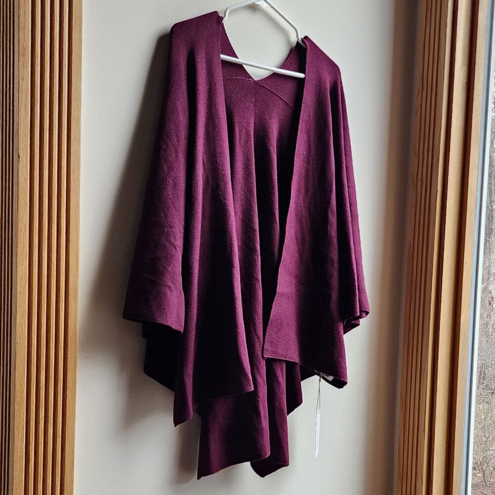 NWT Puli Purple Open Cape Style Sweater One Size - Picture 3 of 15